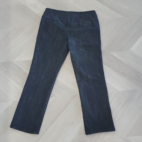 One 5 One✨ Women’s Mid, Dark Wash Straight Leg,  Size 10 - Picture 4 of 8
